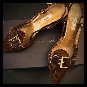 Prada Suede leather Brown pointy heels